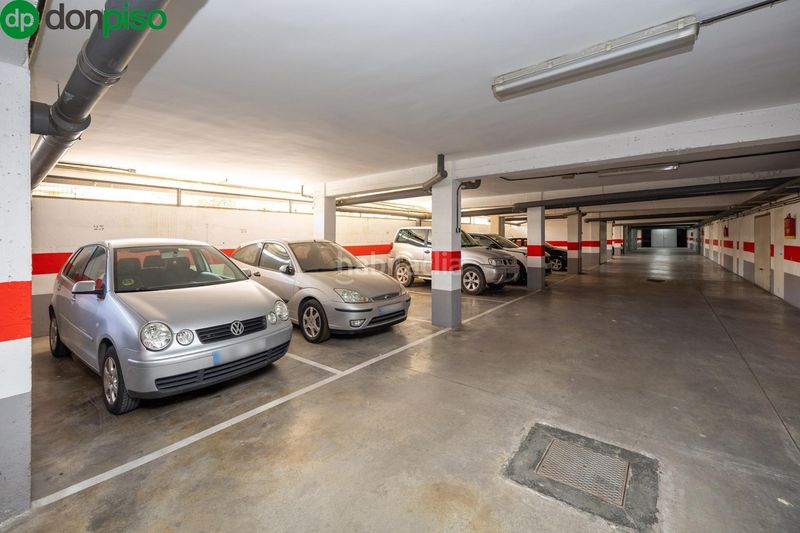 Foto fba14b51-74c0-42ef-a5b6-5a2ae774c063. Apartament amb aparcament a Albolote
