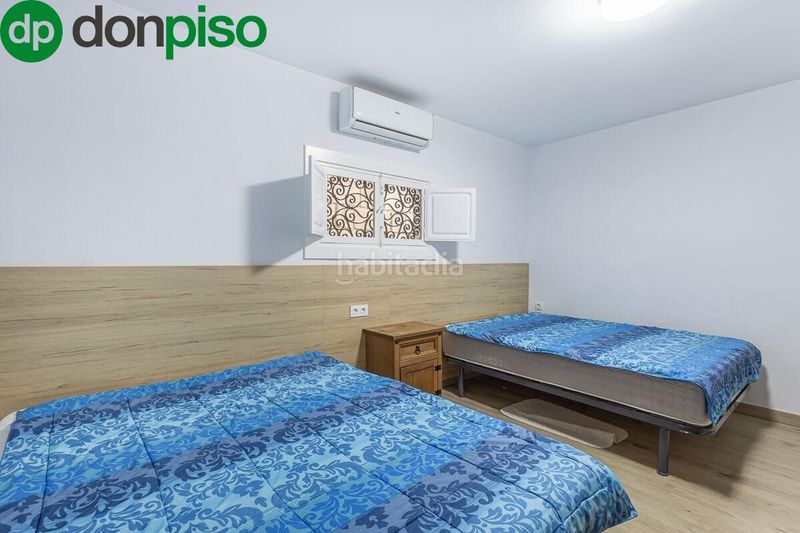 Foto 9fa1826a-dfad-41bb-85cf-09a376cb64d8. Casa encantadora casa de una planta con amplio terreno y piscina en guájar faragüit en Guájares (Los)