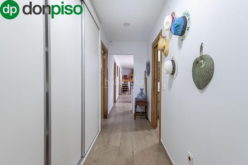 Foto fbef6185-673a-4534-adc8-e135f8d264e9. Casa encantadora casa de una planta con amplio terreno y piscina en guájar faragüit en Guájares (Los)
