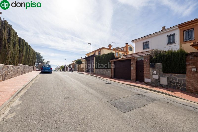 Foto 1a50ead4-8f11-4d4c-a025-61488fe6d5de. Casa aparellada amb aparcament piscina a Peligros