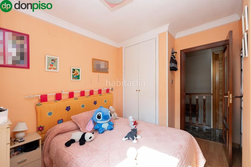 Foto 3bab0db7-ef55-485e-a194-a7dd032fd8a1. Casa aparellada amb aparcament piscina a Peligros
