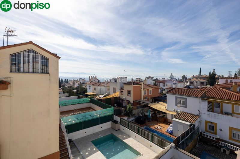 Foto 68668668-5ac8-462a-b4fd-34d0f3bb801a. Casa aparellada amb aparcament piscina a Peligros