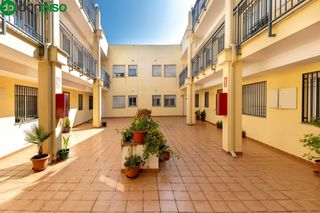 Pis en Camino camino caleras 20. Acogedor piso en planta baja con garaje y trastero en c�llar veg