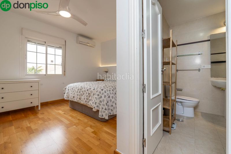 Foto 04fdac87-f393-4802-bd8f-9d8f32756085. Casa adossada amb aparcament a Ogíjares