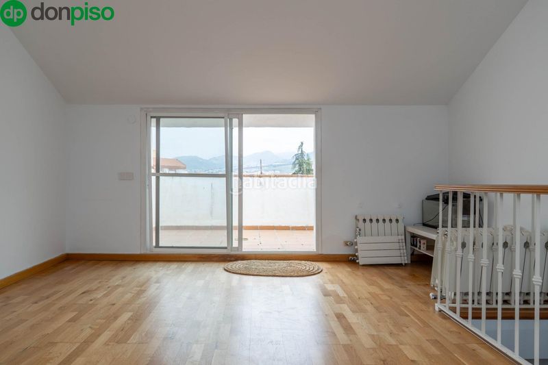 Foto 4cc09278-dc1f-4e58-8d67-ec9c3dbb0a7f. Casa adossada amb aparcament a Ogíjares