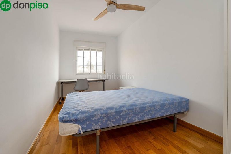 Foto 8a88c0f3-6f22-437f-a706-a737d5c718ef. Casa adossada amb aparcament a Ogíjares