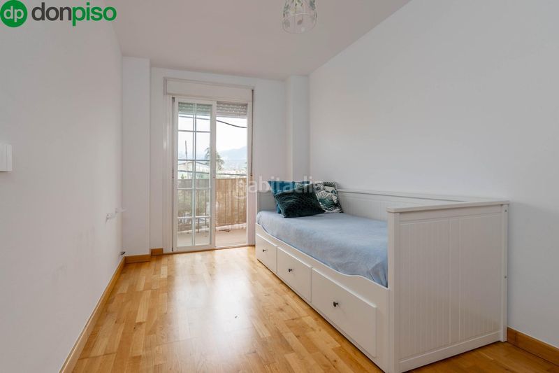 Foto b6571254-d097-4a63-a63e-ea6f8600a674. Casa adossada amb aparcament a Ogíjares