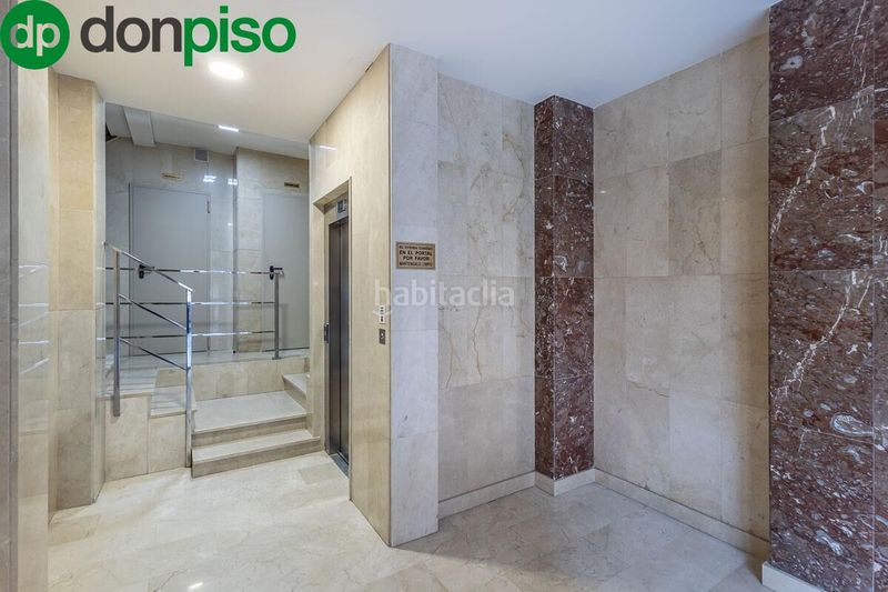 Foto ef5e68f2-5616-4e96-a9a7-7e9b39b742c5. Pis amb calefacció a Barrio de Zaidín Granada
