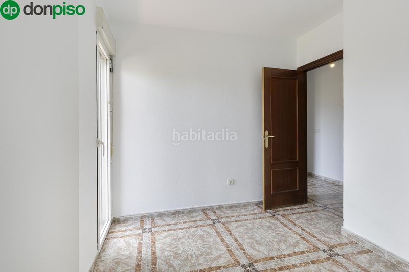 Foto a1f06d01-7afe-44a9-b796-fc576774464d. Dúplex amb aparcament a Ogíjares