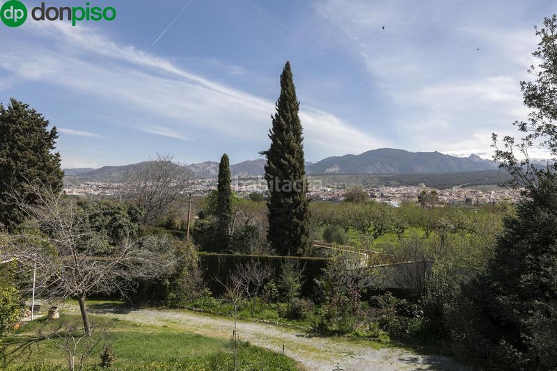 Foto eb1071e9-3855-4a50-ad74-75f18bff5299. Dúplex amb aparcament a Ogíjares