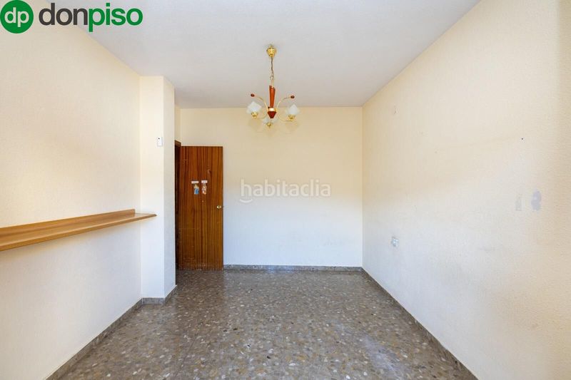 Foto 6c690131-1dbe-4300-81b0-b2202fd20525. Casa amb aparcament piscina a La Zubia Ciudad Zubia (La)