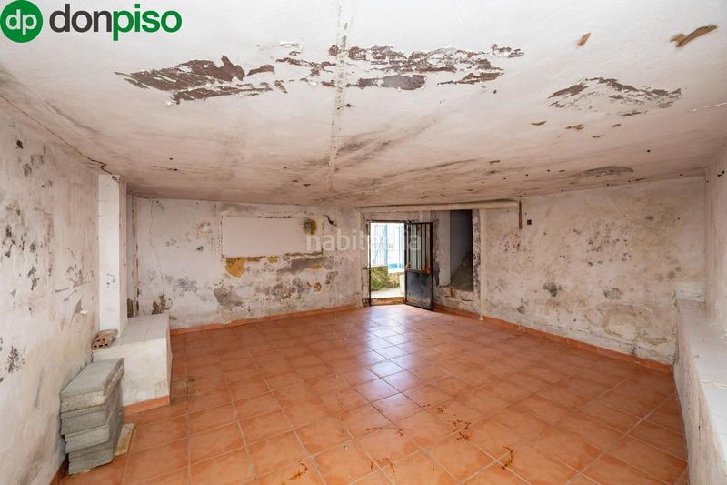 Foto 885c8c03-443f-4798-bfb2-92933f6fd755. Casa amb aparcament piscina a La Zubia Ciudad Zubia (La)