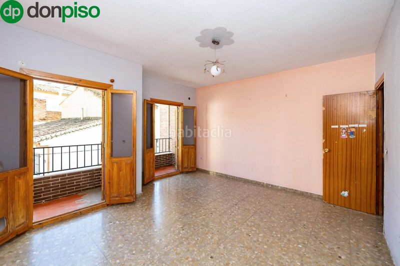 Foto bd2e3b36-b6cf-4d65-8dac-a64b8fc54563. Casa amb aparcament piscina a La Zubia Ciudad Zubia (La)