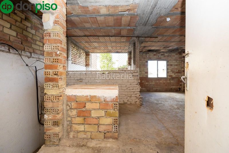 Foto c6f02533-b5cd-4a4b-9eda-c06cdebcc649. Casa amb aparcament piscina a La Zubia Ciudad Zubia (La)