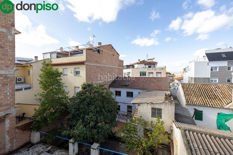 Foto d99980f1-3b86-4007-b5de-fb8b87ca4730. Casa amb aparcament piscina a La Zubia Ciudad Zubia (La)