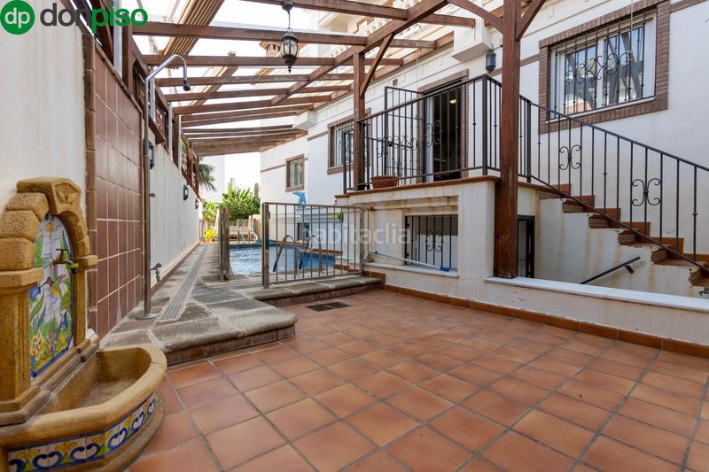 Foto cf618cd3-c059-4305-be3b-fcd541863bbc. Xalet amb calefacció aparcament piscina a Motril ciudad Motril