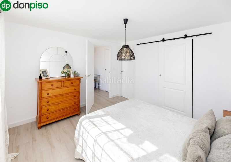 Foto 4e0f4435-3058-45f4-8220-2d1a8977ceb4. Casa amb aparcament a Nívar