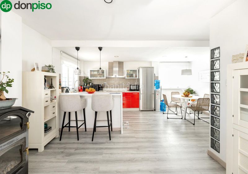 Foto 5fffb6be-2934-4130-a727-68353b8926da. Casa amb aparcament a Nívar