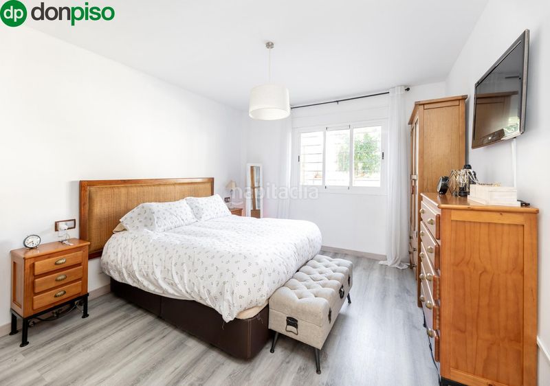 Foto c8eb6020-3a6d-41e3-a5db-a66bee3ddfbe. Casa amb aparcament a Nívar