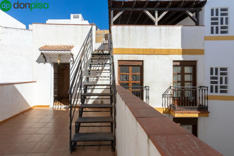 Foto 4dc7f4eb-fdc6-455a-ae64-1f97f56e371d. Casa a Almuñecar centro Almuñécar
