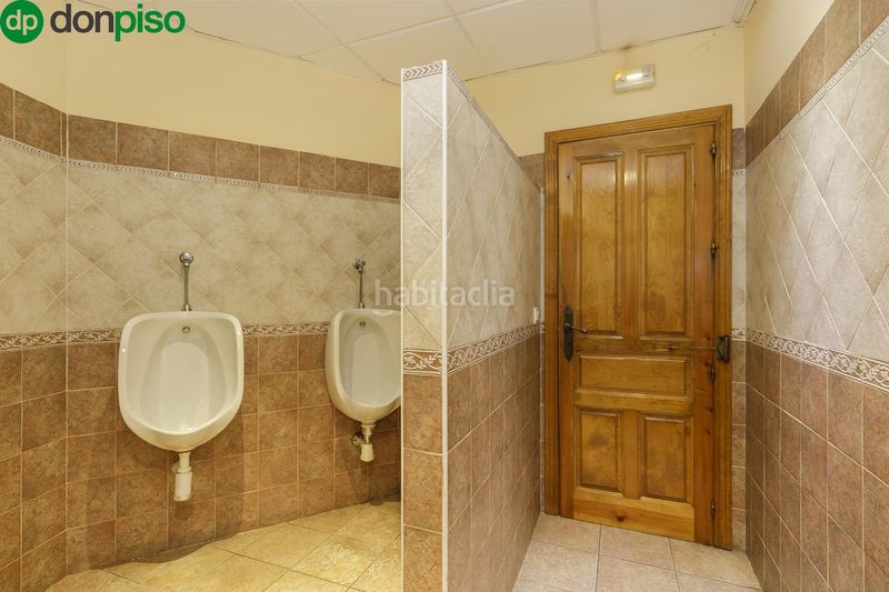 Foto 46ce84be-6060-45dd-ad49-0c06bfe87fce. Edificio in Güéjar Sierra