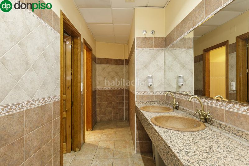 Foto ae24d6d1-6e6a-48b7-86cf-9ded94337d8b. Edificio in Güéjar Sierra