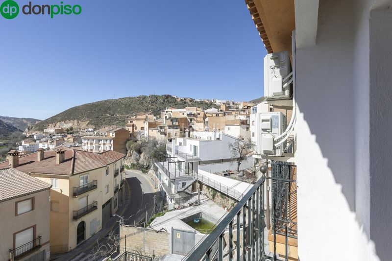 Foto db2a30c4-aec5-4743-b1e7-d9e145bf20cf. Edificio in Güéjar Sierra