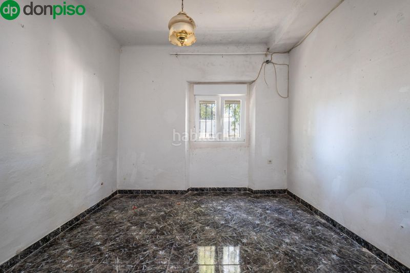 Foto 220a14f8-87c9-44c8-aef5-d0c7a1110d21. Casa a Albolote