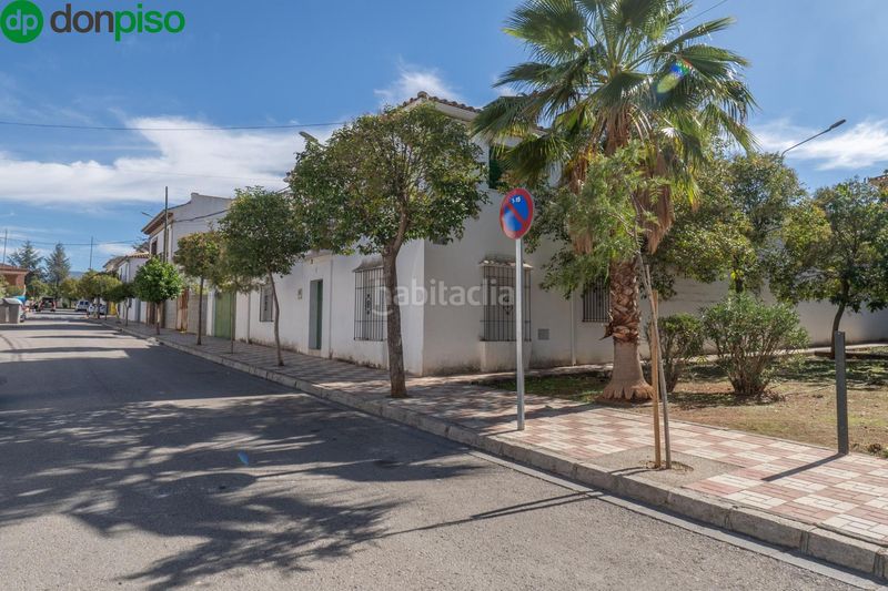 Foto c72d3842-b8f8-4bb0-af80-32032e6dea73. Casa a Albolote