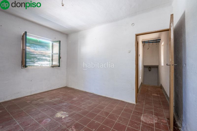 Foto dc908115-3d2e-4c8a-a475-fc1d57148f48. Casa a Albolote