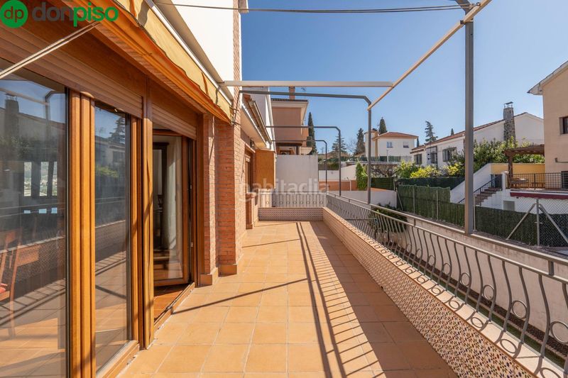 Foto 0b7f1548-375e-4cfe-a619-8bb2f8ebf325. Casa amb calefacció aparcament a Peligros