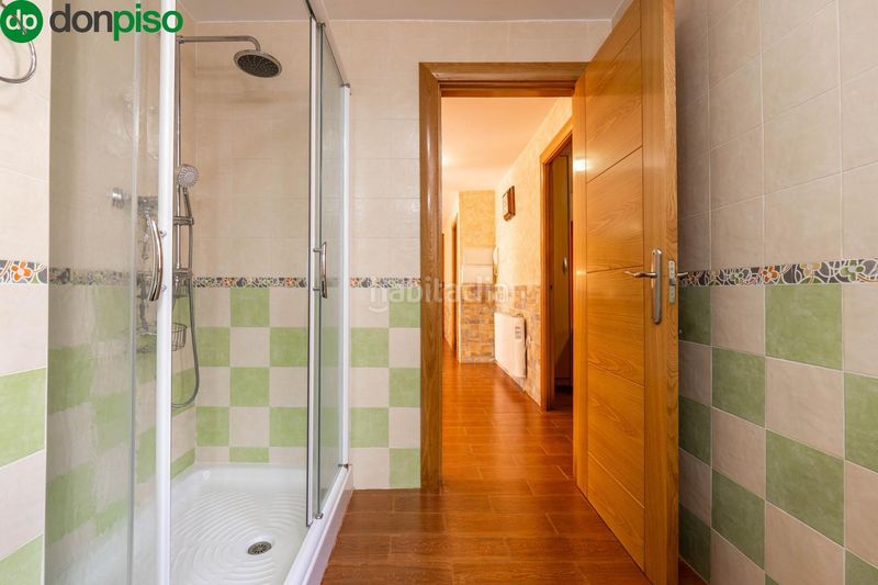 Foto 198f6d85-cf92-49cc-9254-ace0416ff485. Casa amb calefacció aparcament a Peligros