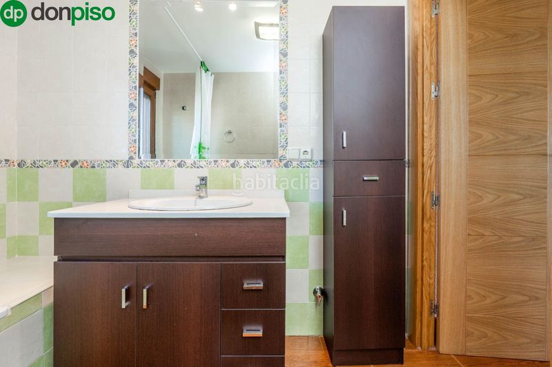 Foto 7a49a730-1858-4078-a889-c5c3539a4d35. Casa amb calefacció aparcament a Peligros