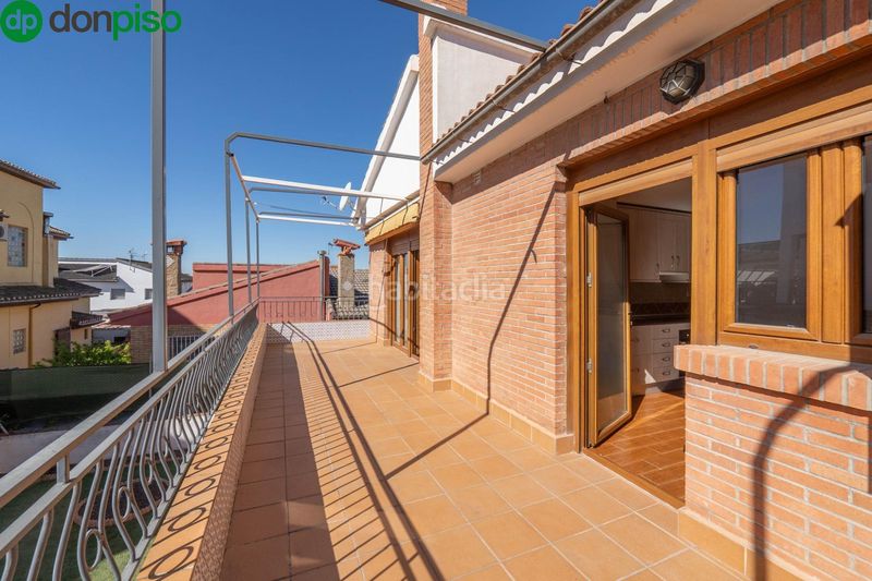 Foto f9d59c36-eafb-4cea-9b4f-573455c9bbed. Casa amb calefacció aparcament a Peligros