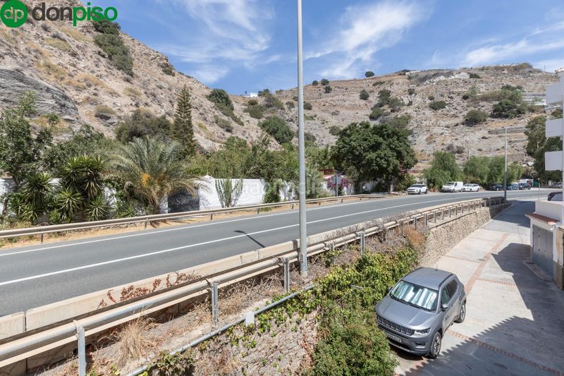Foto 984c4267-c519-4471-8a42-c79f31055174. Casa adossada a La Mamola Polopos