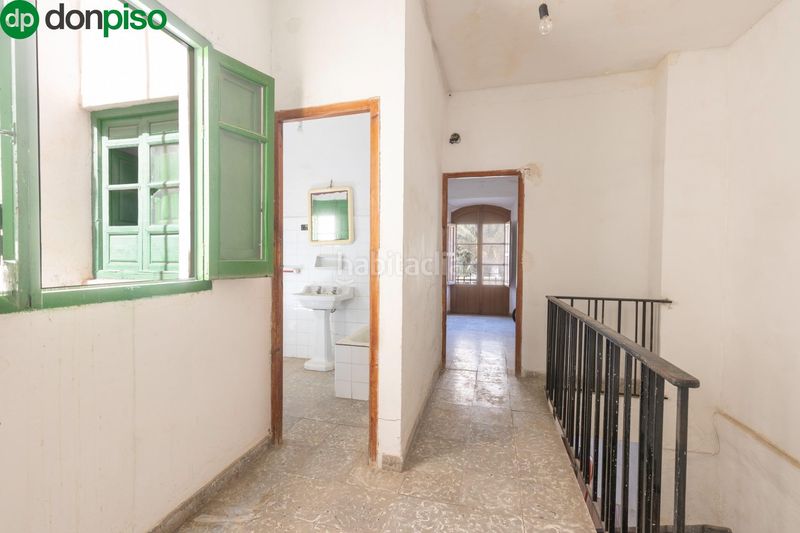 Foto a151f4b2-7e35-4b4e-8a59-600a37c7255b. Casa adossada a La Mamola Polopos