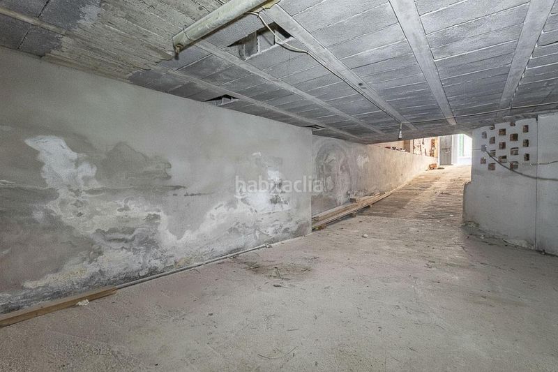 Foto 8d6ea91b-beb5-41f8-983d-6f8896db1eda. Local comercial en calle puerta lorca 2 gran local en el corazón , ideal para invertir o para poner tu propio negocio. en Baza
