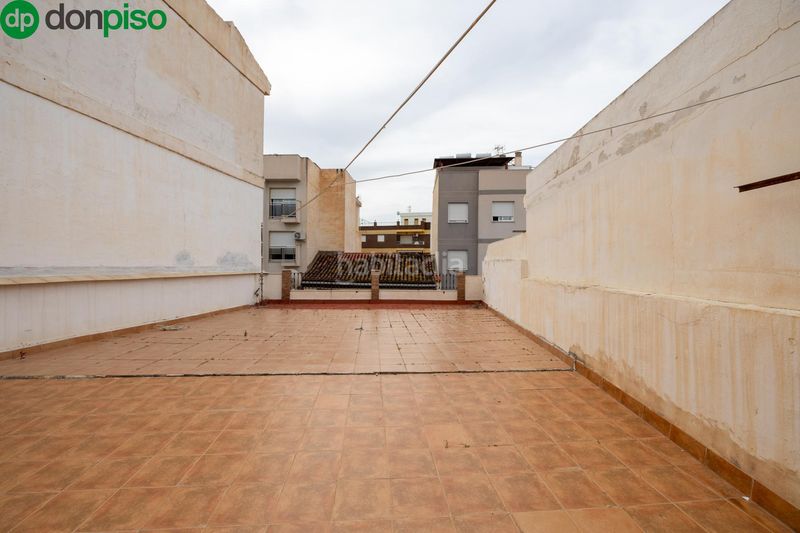 Foto 9af60e72-0060-4f20-9235-d61d7ec3d84a. Edificio in Motril ciudad Motril