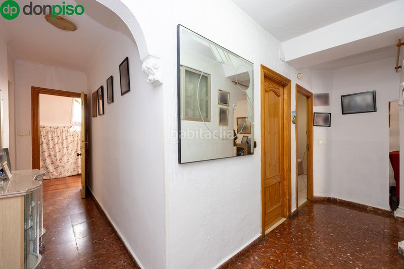 Foto a638525f-f30a-4e7e-931e-4c6ebf7229b1. Edificio in Motril ciudad Motril