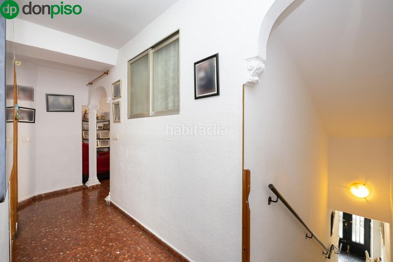 Foto ada72fd5-32b1-4011-9b79-3b36a5f5821f. Edificio in Motril ciudad Motril