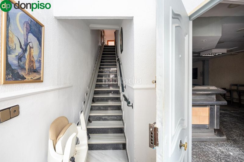 Foto c5e2b729-84f8-4075-8a2d-a3ffda3e954e. Edificio in Motril ciudad Motril
