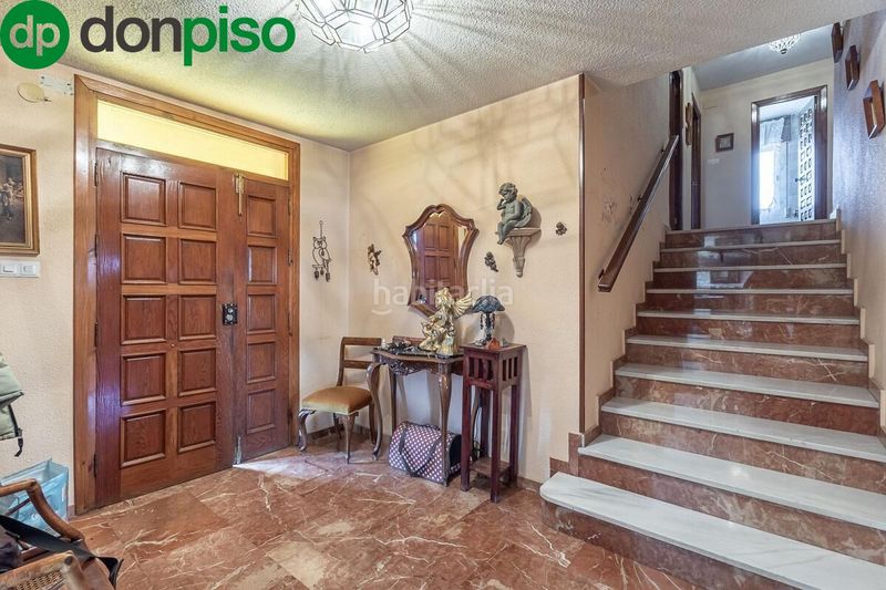 Foto cd3e24be-4e92-4ba3-bcd8-ad33d356d159. Casa amb aparcament piscina a Ogíjares