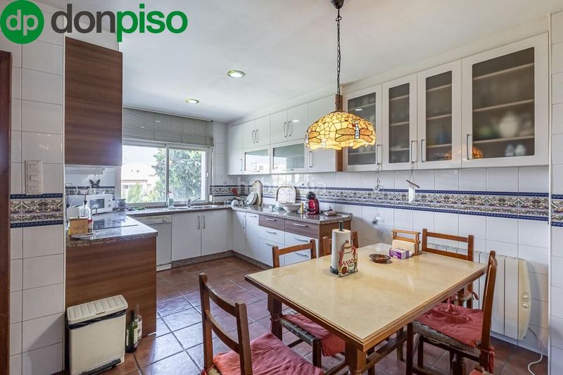 Foto d2794a60-3522-42f4-b94b-b6c8c97e8686. Casa amb aparcament piscina a Ogíjares