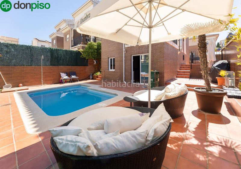 Foto 6ba8e58d-b05d-4667-9432-b0bc7d509e29. Xalet amb calefacció aparcament piscina a Barrio de la Vega Monachil