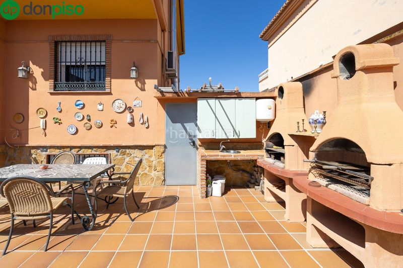 Foto 938cb3c1-3c9a-4bdf-bde8-df0019393631. Casa amb calefacció aparcament piscina a Cúllar Vega
