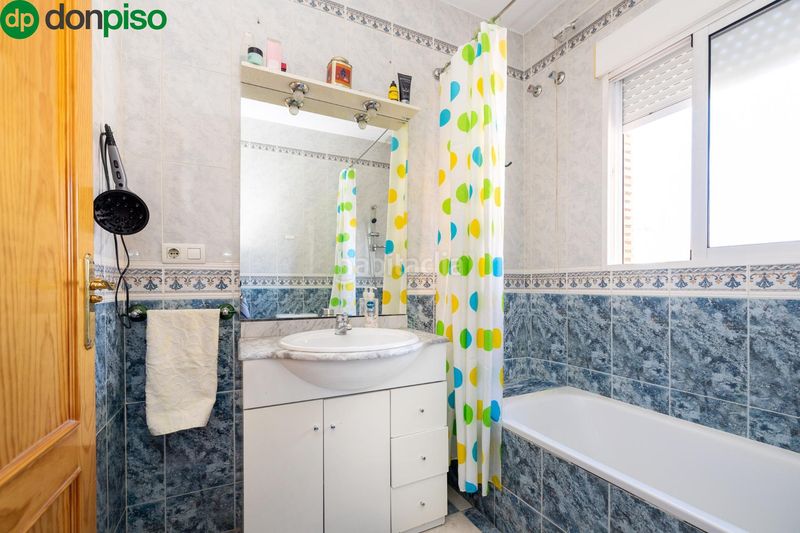 Foto cafb2e61-376c-4e8f-878f-027020799d60. Casa amb calefacció aparcament piscina a Cúllar Vega