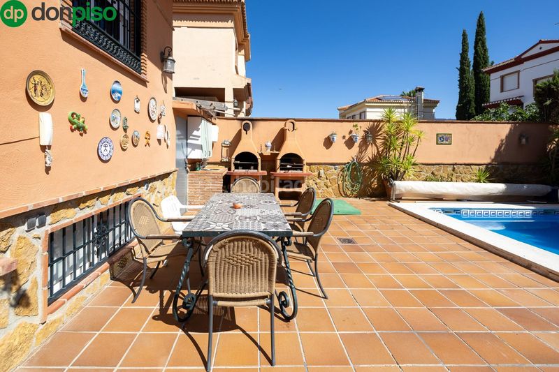 Foto d2dae291-ca95-4dc1-8d73-ecb7f75e566b. Casa amb calefacció aparcament piscina a Cúllar Vega