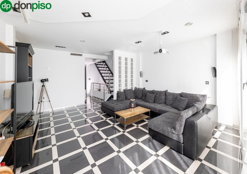 Foto ba043914-52b0-4878-a571-0baff28a31c5. Casa amb calefacció aparcament a San Antón Armilla