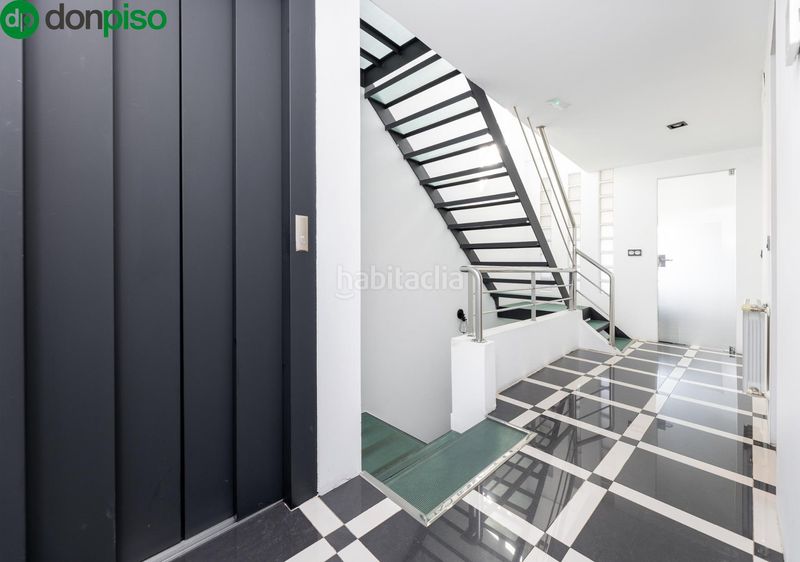 Foto d0793517-7284-4805-ad09-d9350cfa0cd6. Casa amb calefacció aparcament a San Antón Armilla