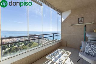 Piso  Calle coloso. Exclusiva propiedad con vistas despejadas al mar en edificio col